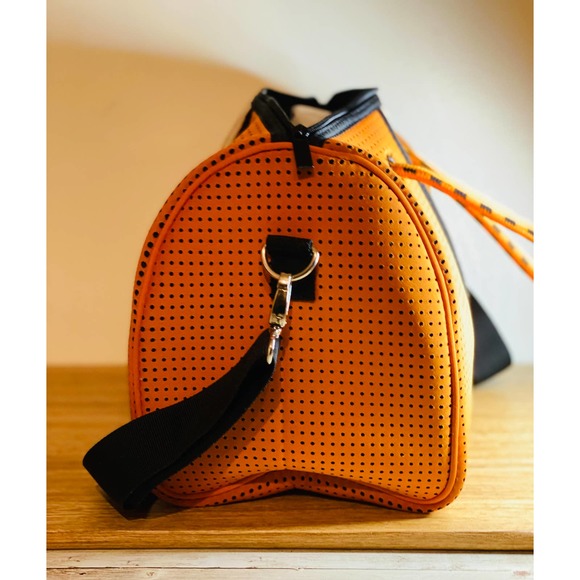 Somewhere Haute Color Orange Shoulder Bag - Picture 3 of 8